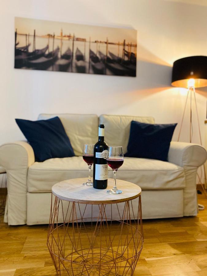 Downtown Studio Διαμέρισμα Κλουζ-Ναπόκα Εξωτερικό φωτογραφία